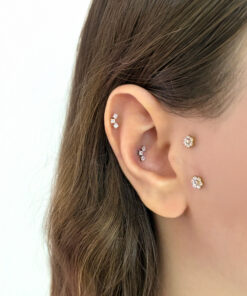 Asimetrik Kare Detayllı Model Titanyum Piercing