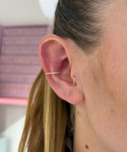 Tam Tur Taşlı Conch Halka Gold Piercing