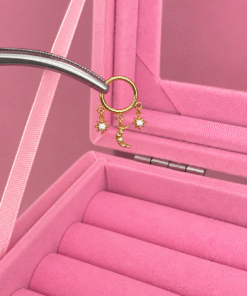Sallantılı Gold Daith Piercing