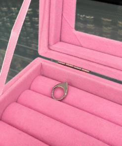 Sade Halka Daith Piercing