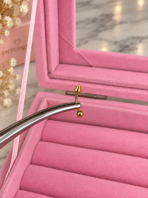 Sivri Uçlu Gold Titanyum Piercing