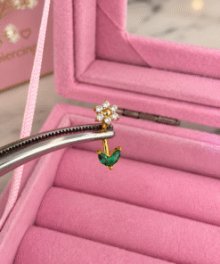 Yeşil Yapraklı Titanyum Gold Piercing